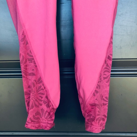 FABLETICS High Waisted Barbiecore Pink Floral Mesh Leggings Yoga Stretch Small - Picture 6 of 14